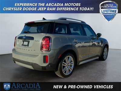 2022 MINI Cooper Countryman, $18628. Photo 5