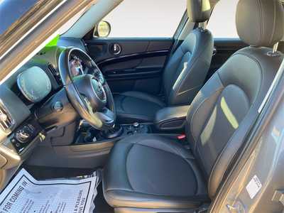 2022 MINI Cooper Countryman, $18628. Photo 9