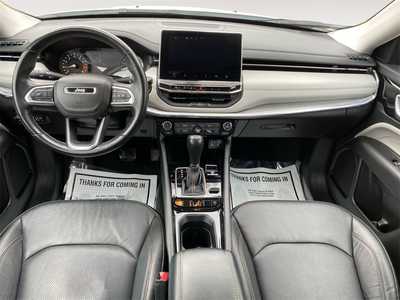 2022 Jeep Compass, $23675. Photo 10