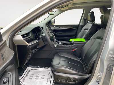 2023 Jeep Grand Cherokee L, $32900. Photo 9