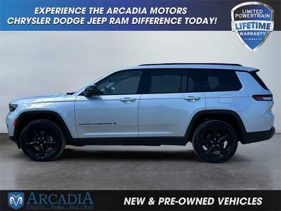 2023 Jeep Grand Cherokee L, $31900. Photo 2