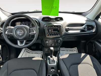 2023 Jeep Renegade, $24389. Photo 10