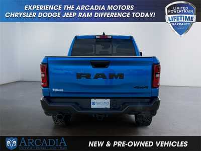 2025 RAM 1500 Crew Cab, $. Photo 4