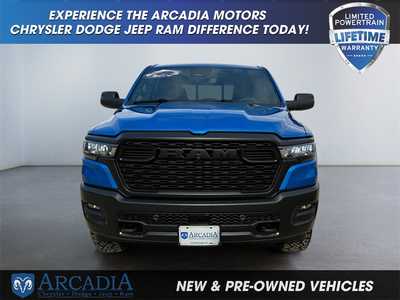 2025 RAM 1500 Crew Cab, $. Photo 8