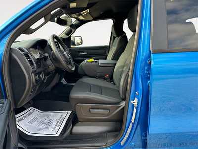2025 RAM 1500 Crew Cab, $. Photo 9