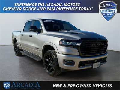 2025 RAM 1500 Crew Cab, $. Photo 7