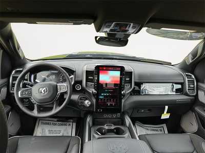 2025 RAM 1500 Crew Cab, $. Photo 10