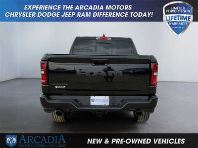 2025 RAM 1500 Crew Cab, $. Photo 4