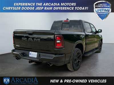 2025 RAM 1500 Crew Cab, $. Photo 5