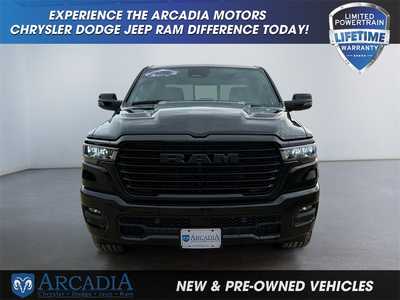 2025 RAM 1500 Crew Cab, $. Photo 8