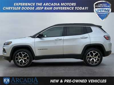 2025 Jeep Compass, $. Photo 2