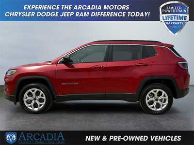 2025 Jeep Compass, $. Photo 2