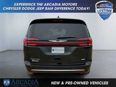 2025 Chrysler Pacifica, $. Photo 4