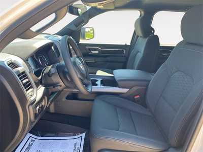 2025 RAM 1500 Crew Cab, $. Photo 9
