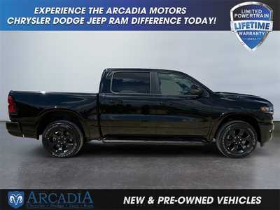 2025 RAM 1500 Crew Cab, $. Photo 6