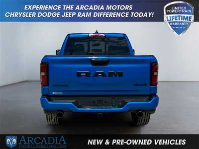 2025 RAM 1500 Crew Cab, $. Photo 4