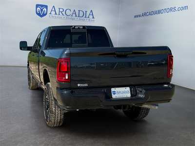 2025 RAM 2500 Crew Cab, $. Photo 3