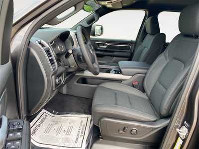 2026 RAM 1500 Crew Cab, $. Photo 9