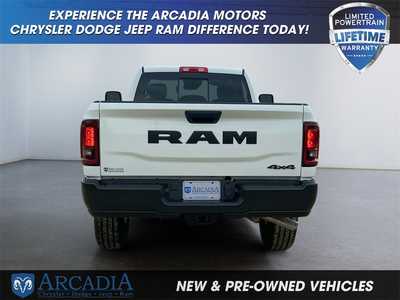 2026 RAM 3500 Reg Cab, $. Photo 4