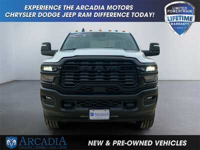 2026 RAM 3500 Reg Cab, $. Photo 8