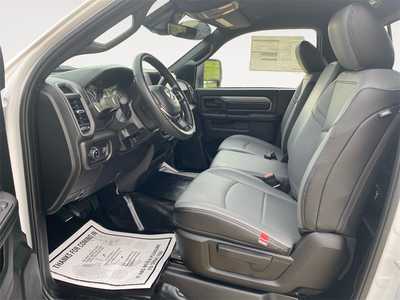 2026 RAM 3500 Reg Cab, $. Photo 9