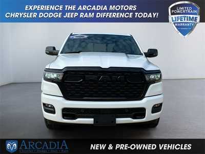2026 RAM 1500 Crew Cab, $. Photo 8