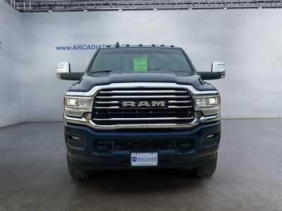 2024 RAM 3500 Crew Cab, $73500. Photo 8