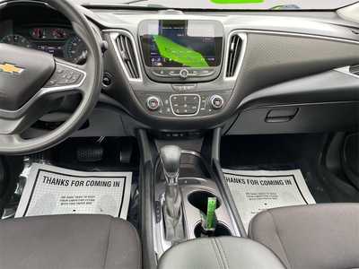 2022 Chevrolet Malibu, $18500. Photo 11