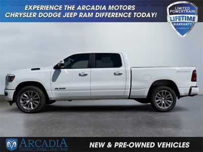 2023 RAM 1500 Crew Cab, $36618. Photo 2
