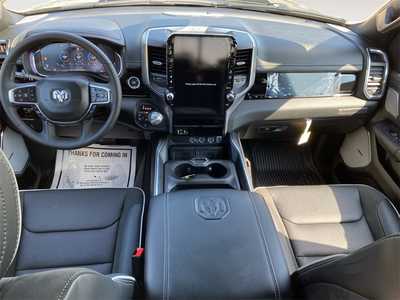2026 RAM 1500 Crew Cab, $. Photo 10