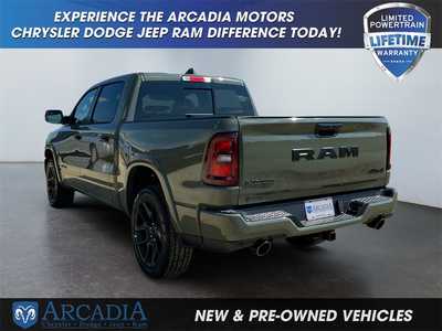 2026 RAM 1500 Crew Cab, $. Photo 3