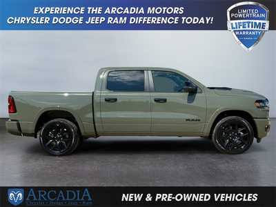 2026 RAM 1500 Crew Cab, $. Photo 6