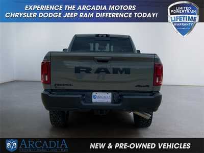 2026 RAM 2500 Crew Cab, $. Photo 4