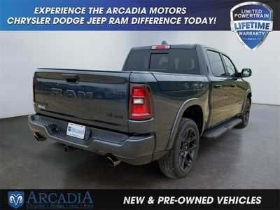 2026 RAM 1500 Crew Cab, $. Photo 5