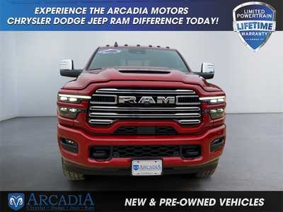 2026 RAM 3500, $. Photo 8