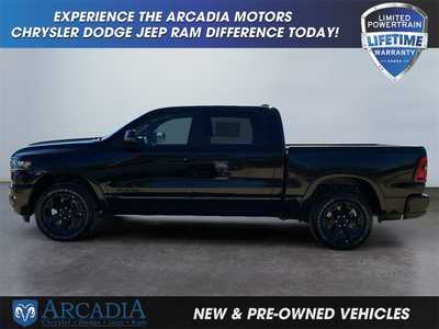 2025 RAM 1500 Crew Cab, $. Photo 2