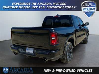 2025 RAM 1500 Crew Cab, $. Photo 5