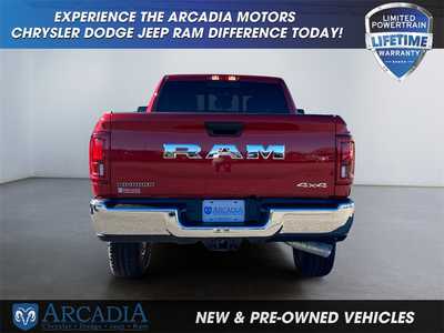 2026 RAM 3500 Crew Cab, $. Photo 4