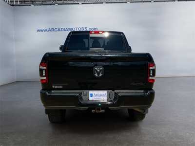 2022 RAM 2500, $42000. Photo 4