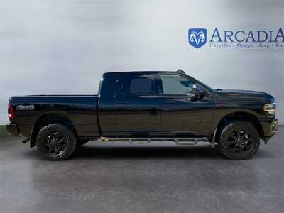 2022 RAM 2500, $42000. Photo 6