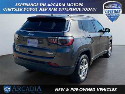 2024 Jeep Compass, $23500. Photo 5