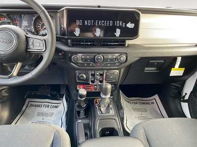 2026 Jeep Wrangler, $. Photo 11