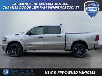 2026 RAM 1500 Crew Cab, $. Photo 2