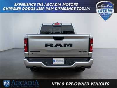 2026 RAM 1500 Crew Cab, $. Photo 4