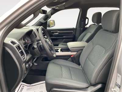 2026 RAM 1500 Crew Cab, $. Photo 9