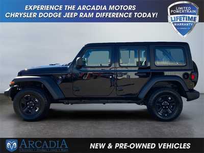 2025 Jeep Wrangler, $39000. Photo 2