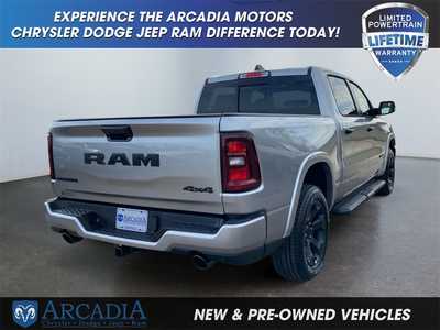 2026 RAM 1500 Crew Cab, $. Photo 5