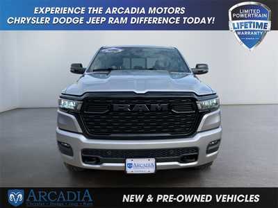 2026 RAM 1500 Crew Cab, $. Photo 8