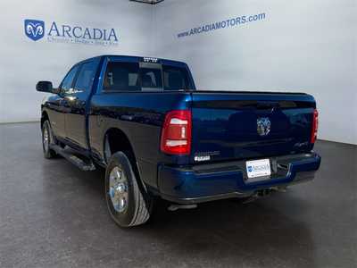 2020 RAM 2500 Crew Cab, $32200. Photo 3