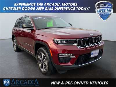 2024 Jeep Grand Cherokee, $27252. Photo 7